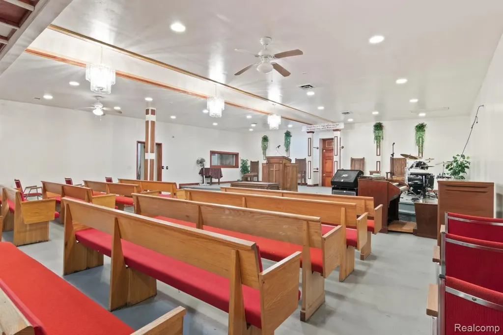 1900 E Grand Boulevard Detroit City MI 48211