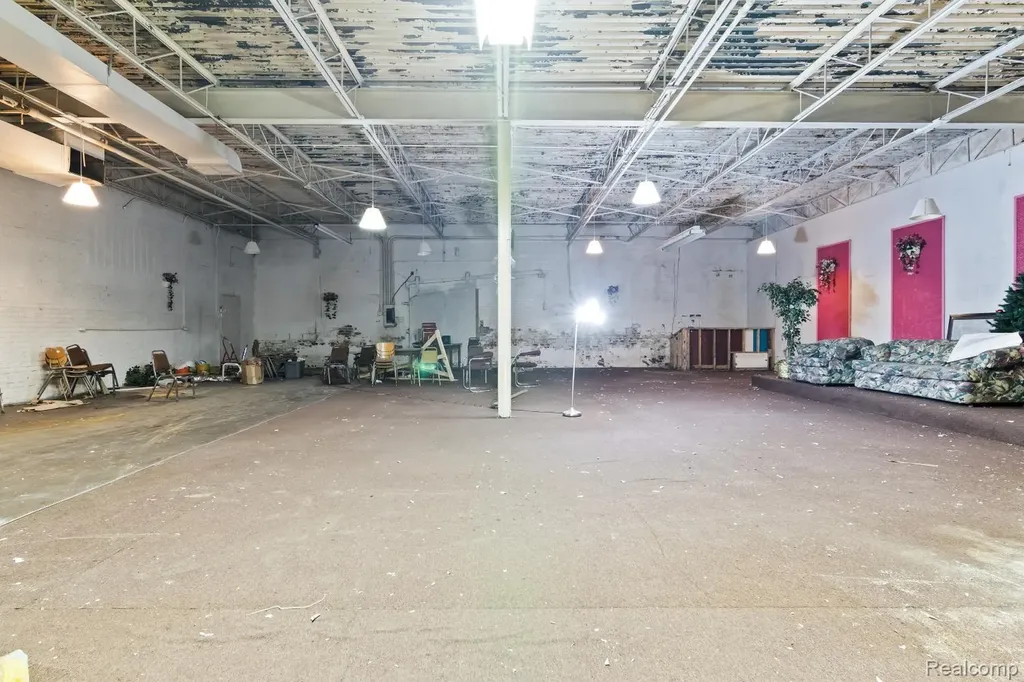 1900 E Grand Boulevard Detroit City MI 48211