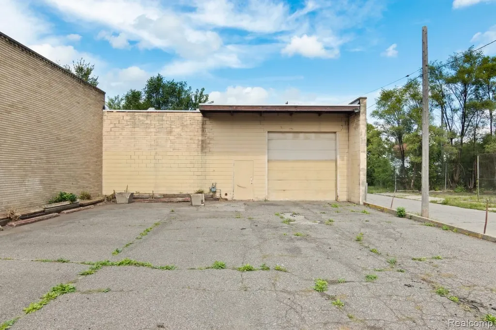 1900 E Grand Boulevard Detroit City MI 48211