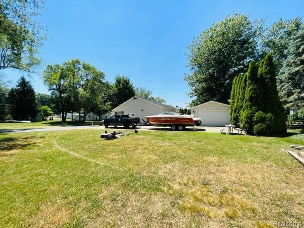5935 Tower Drive Woodstock Township MI 49253