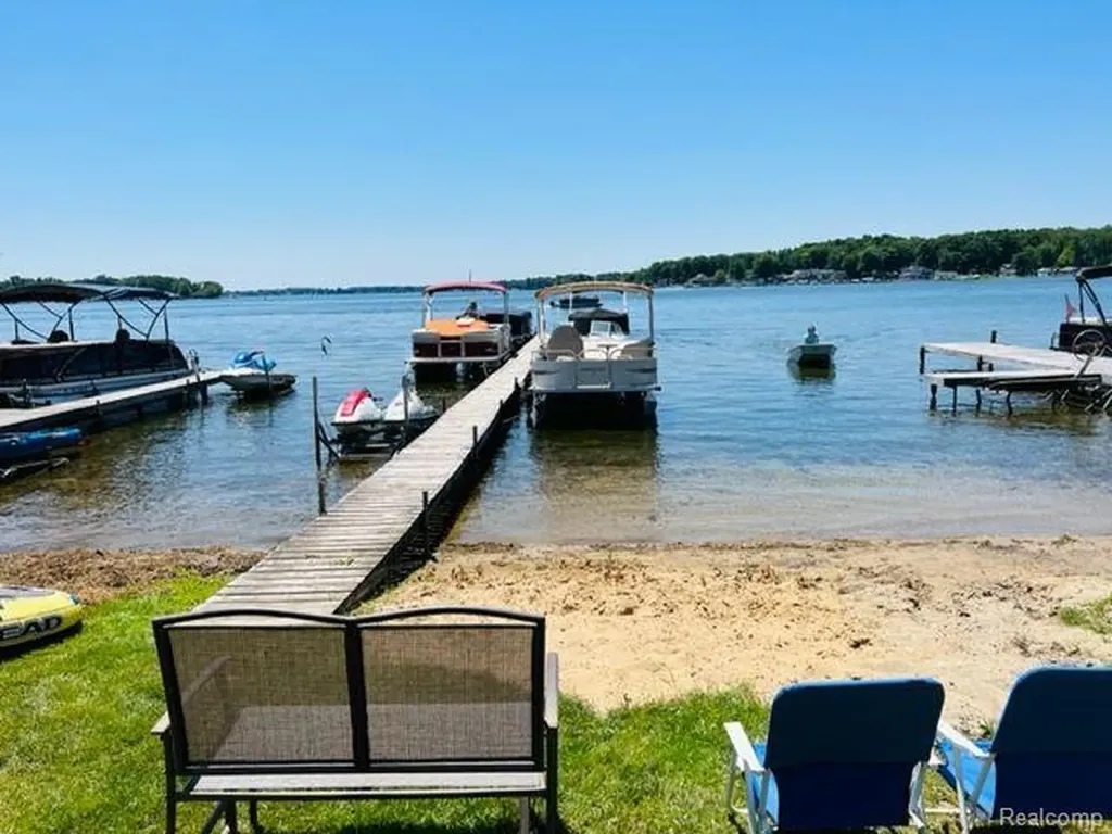 5935 Tower Drive Woodstock Township MI 49253