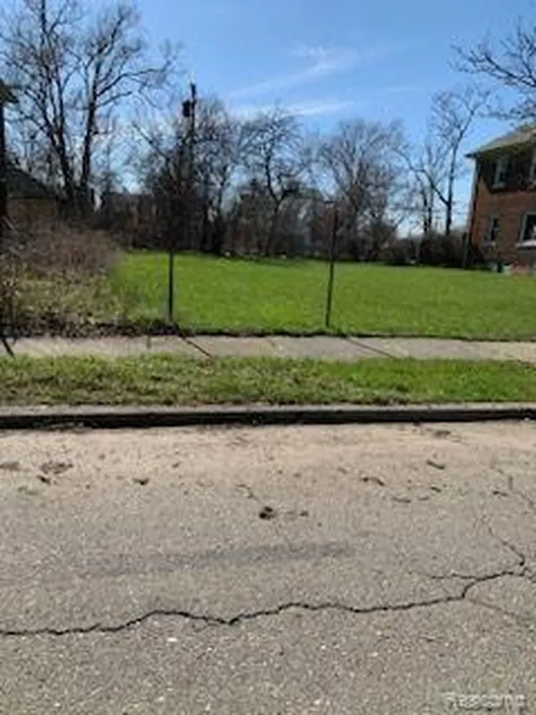 9549 Mcquade Street Detroit City MI 48206