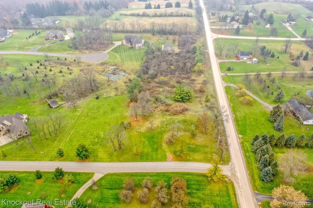 9338 Orchard Valley Lane Davison Township MI 48423