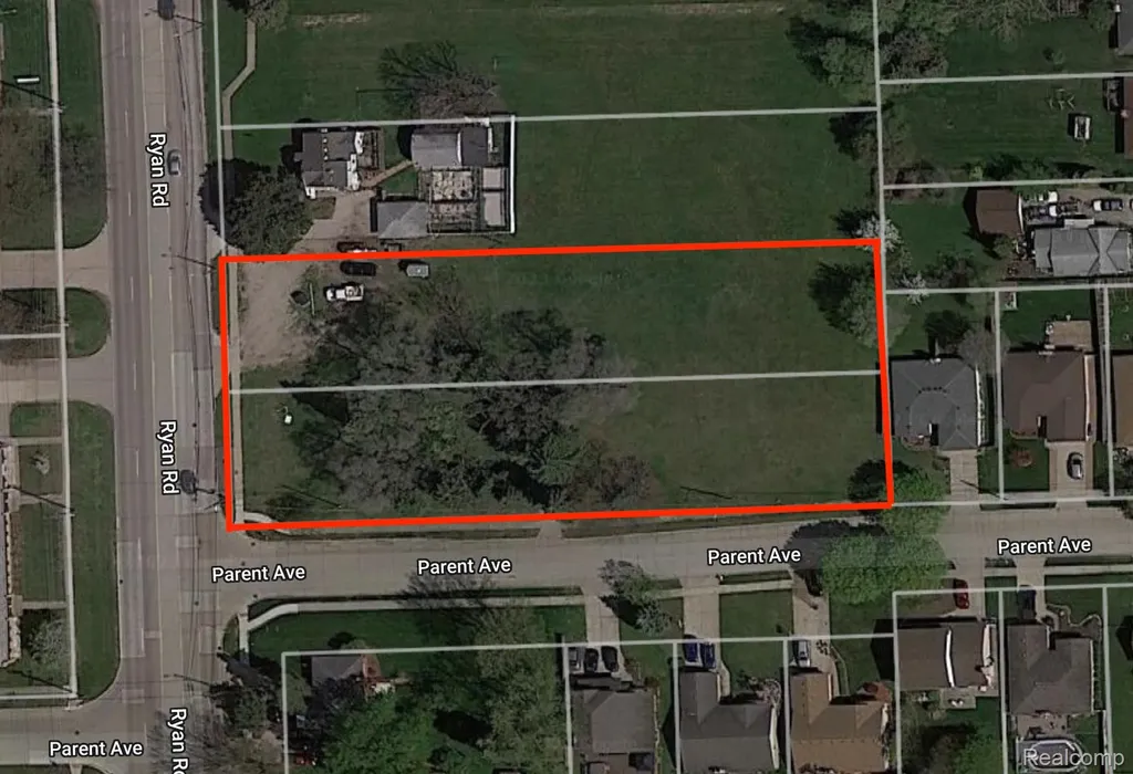 28530 Ryan Road Warren City MI 48092