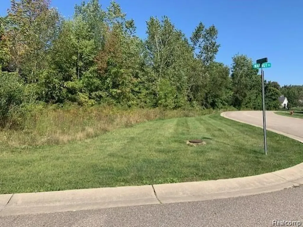 5156 Hickory Trail Grand Blanc Charter Township MI 48439
