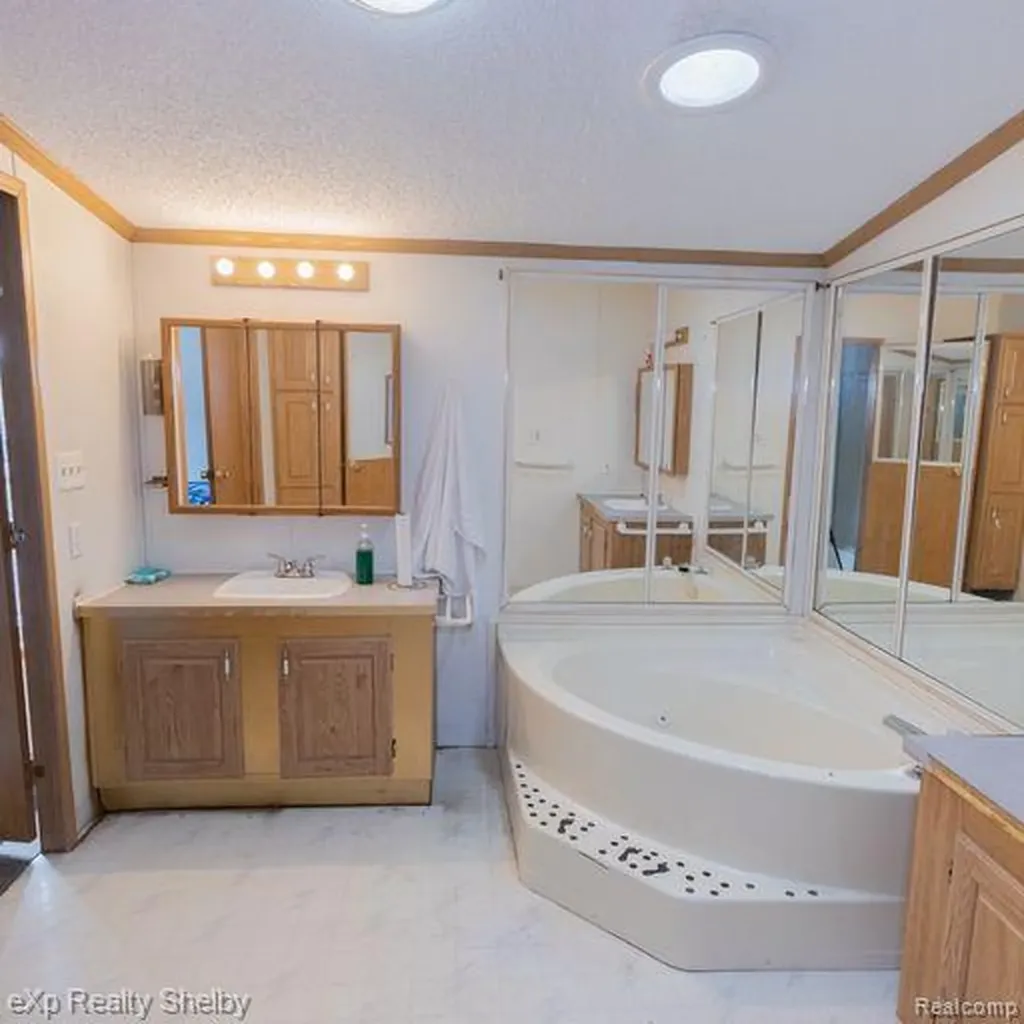 4267 Clifford Road Dayton Township MI 48760