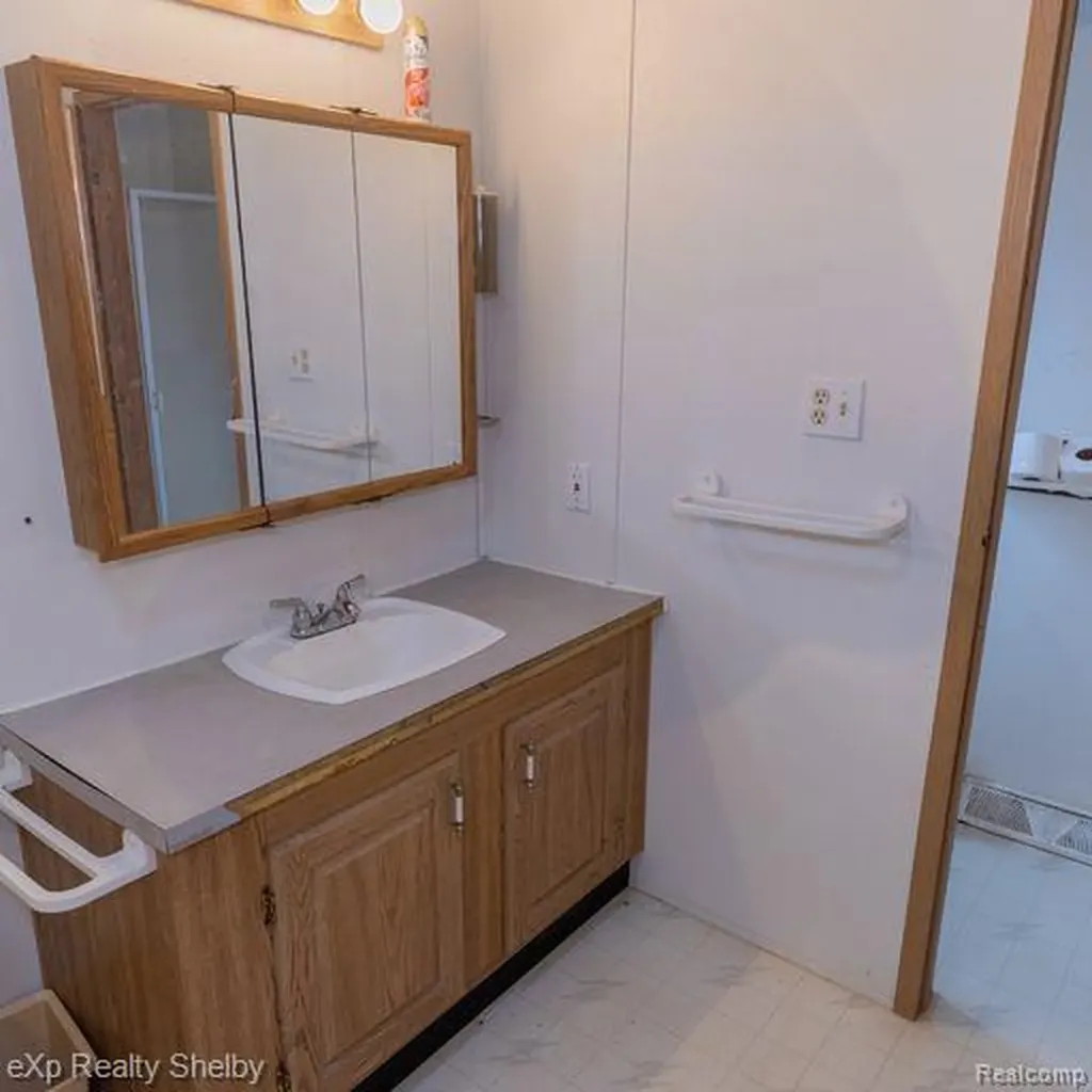 4267 Clifford Road Dayton Township MI 48760