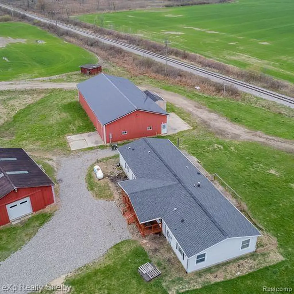 4267 Clifford Road Dayton Township MI 48760