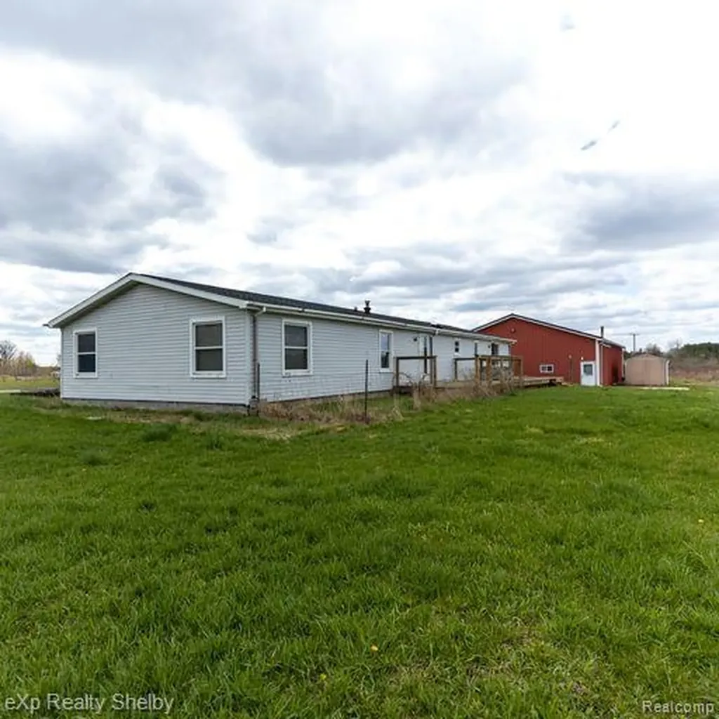 4267 Clifford Road Dayton Township MI 48760