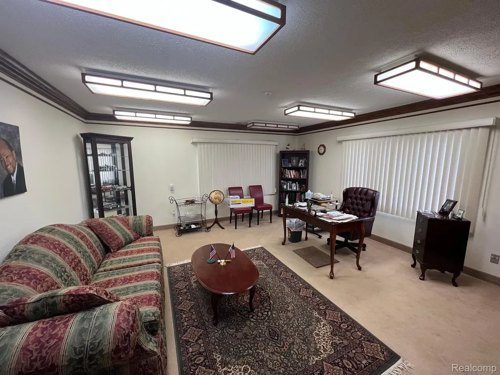 17901 Collinson Avenue Eastpointe City MI 48021