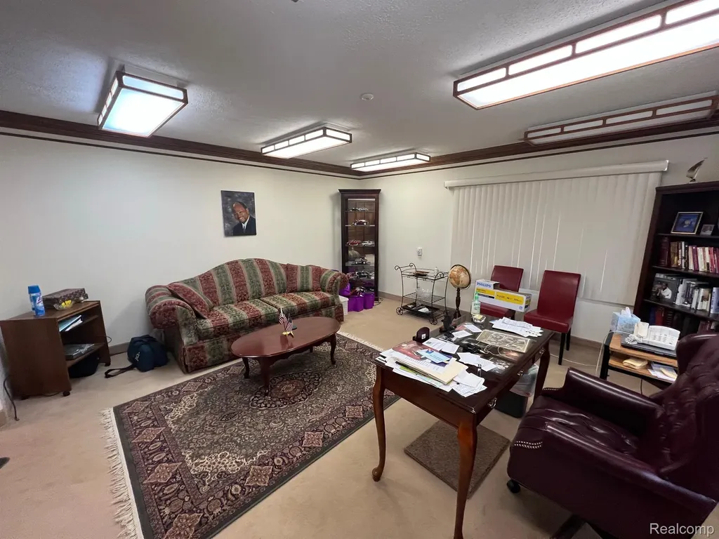 17901 Collinson Avenue Eastpointe City MI 48021