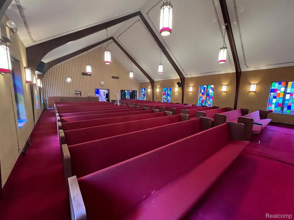 17901 Collinson Avenue Eastpointe City MI 48021