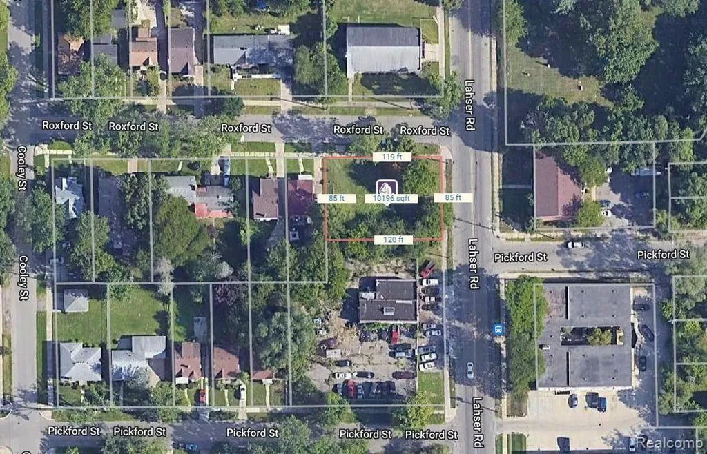 18435 Lahser Road Detroit City MI 48219