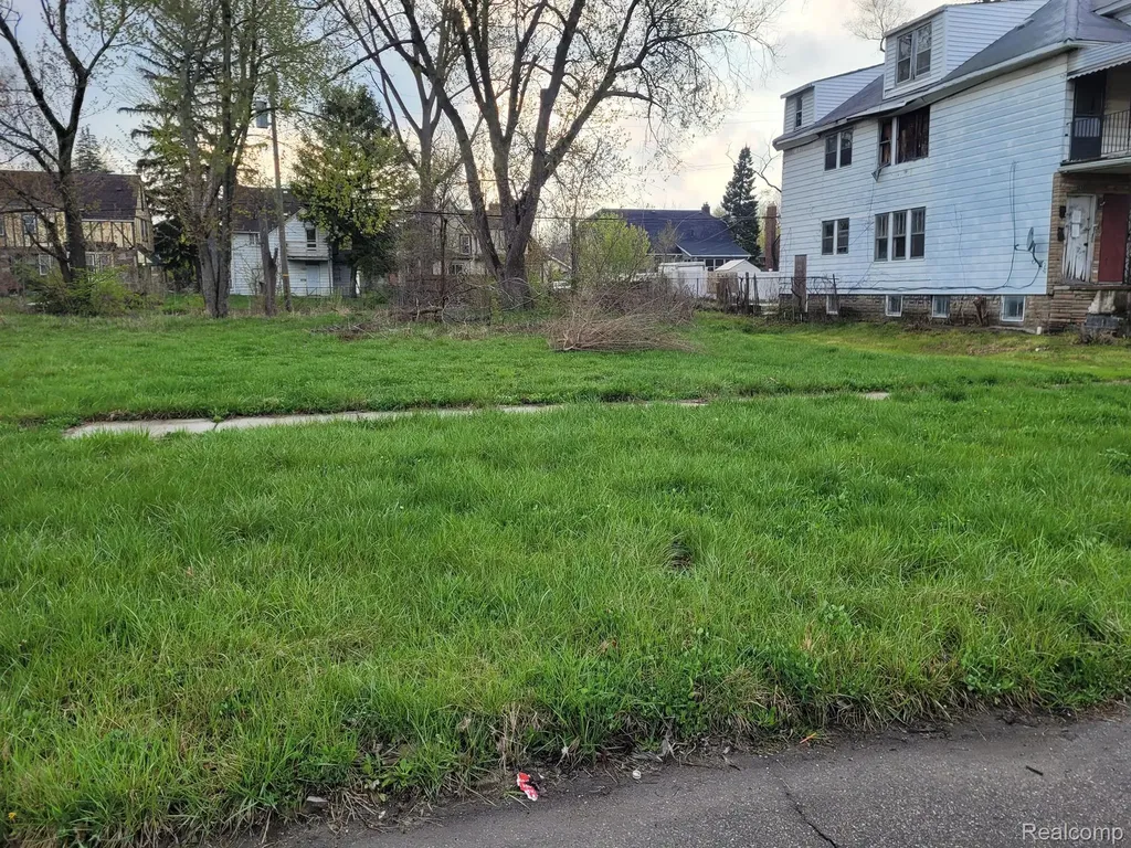 16825 Log Cabin Street Highland Park City MI 48203