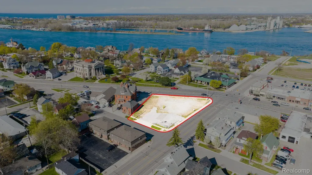 805 Pine Grove Avenue Port Huron City MI 48060