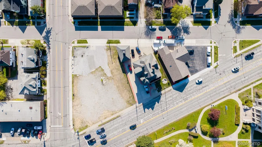 805 Pine Grove Avenue Port Huron City MI 48060