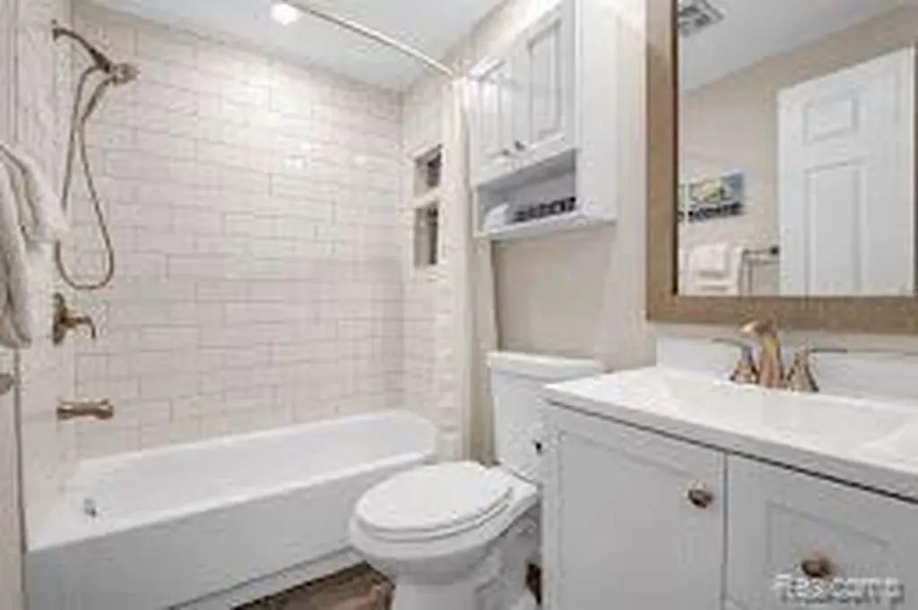 3203 Woodland Avenue Royal Oak City MI 48073