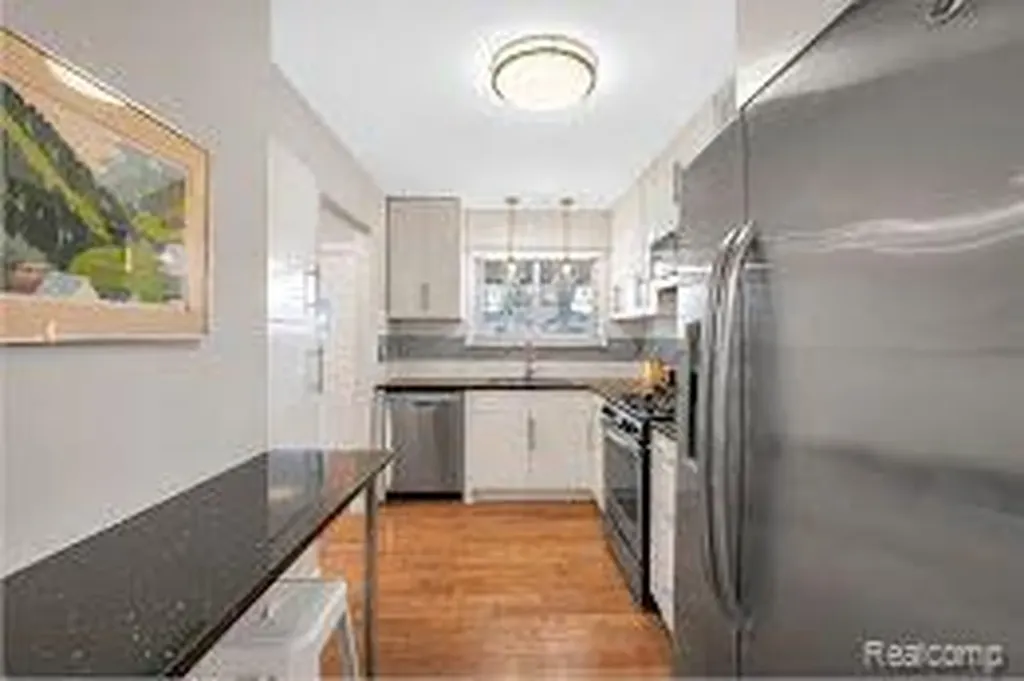 3203 Woodland Avenue Royal Oak City MI 48073