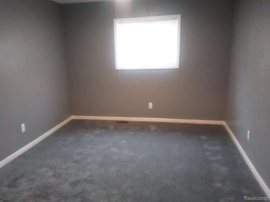 22501 Kendall Street Detroit City MI 48223