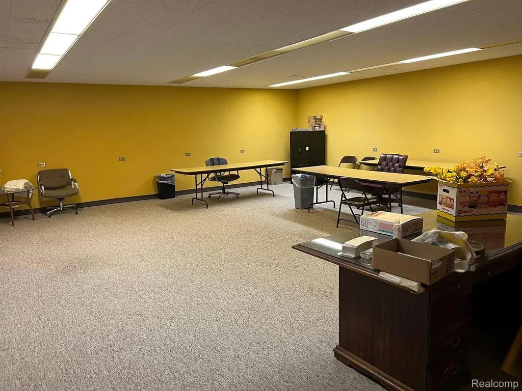 615 S Jefferson Avenue Saginaw City MI 48607