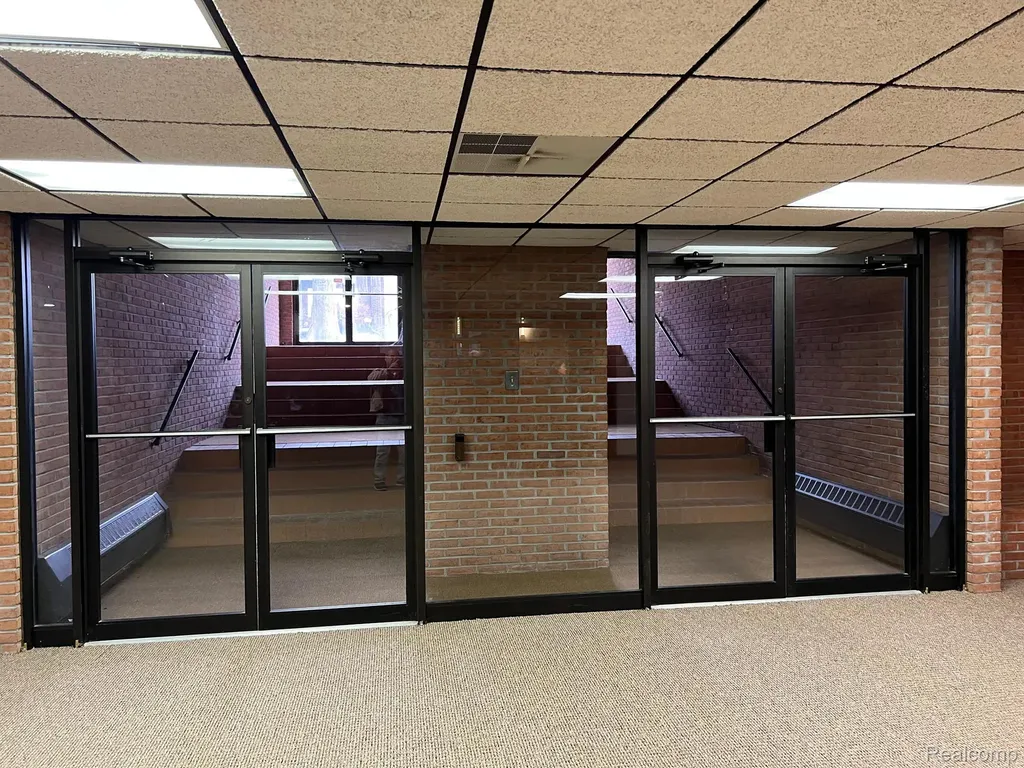 615 S Jefferson Avenue Saginaw City MI 48607