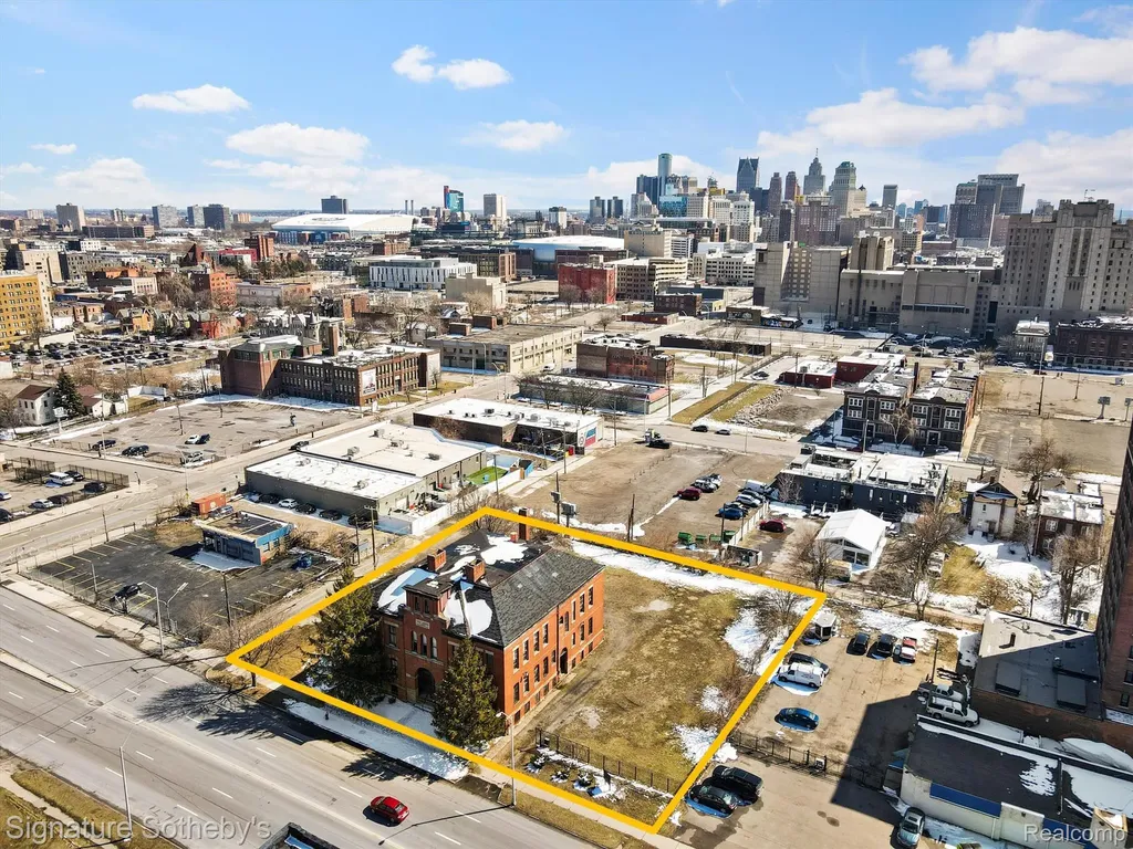 453 Martin Luther King Jr Boulevard Detroit City MI 48201