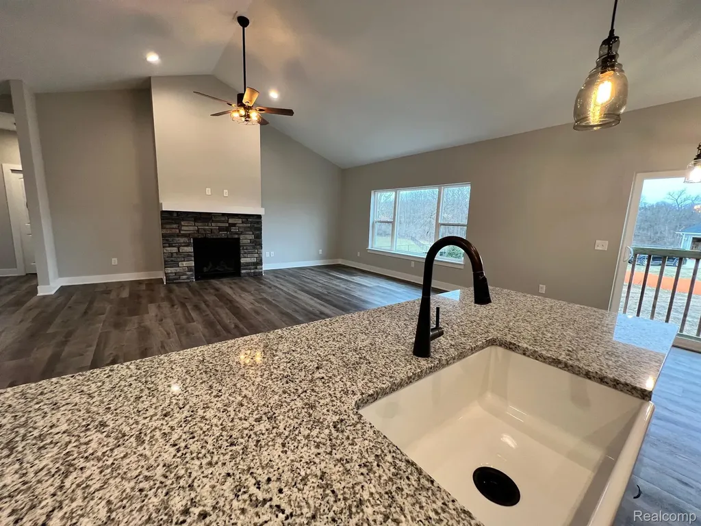01 Textile Road Lodi Township MI 48176