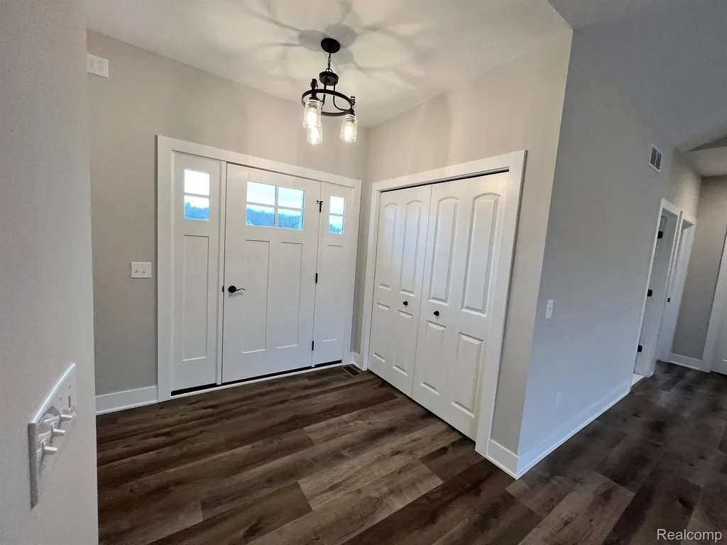 01 Textile Road Lodi Township MI 48176
