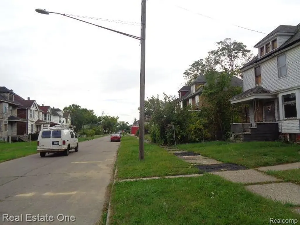 2971 Seyburn Street Detroit City MI 48214