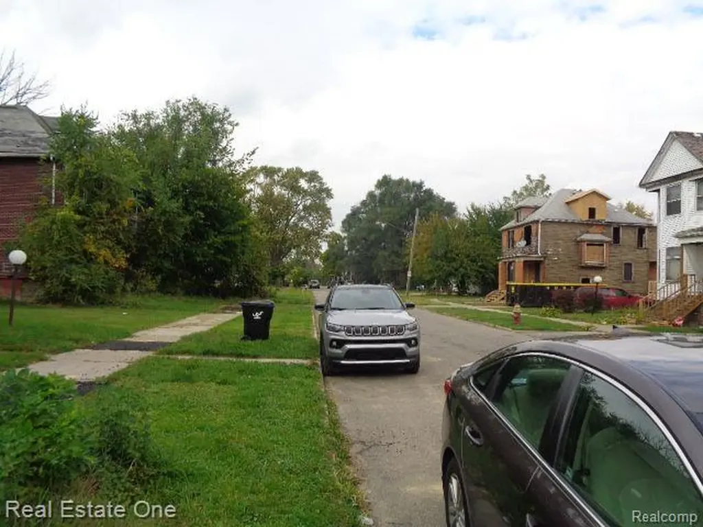 2971 Seyburn Street Detroit City MI 48214