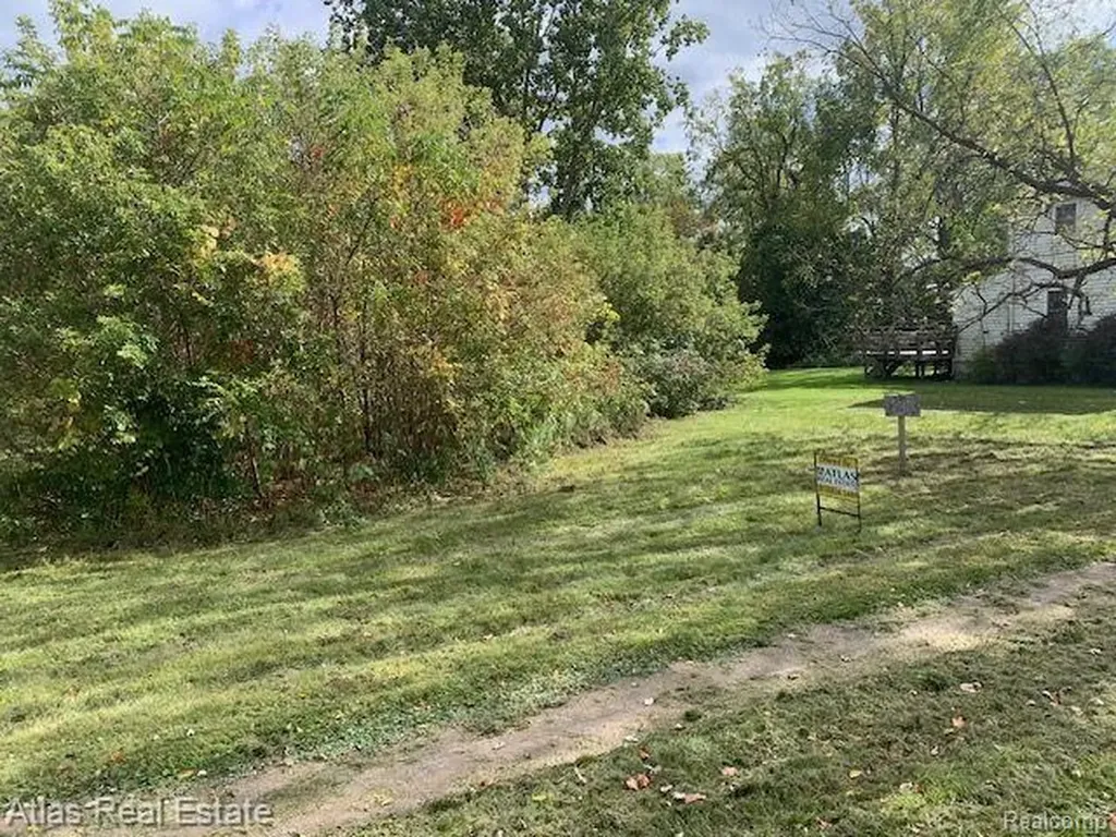 8023 Seneca Street Goodrich Village MI 48438