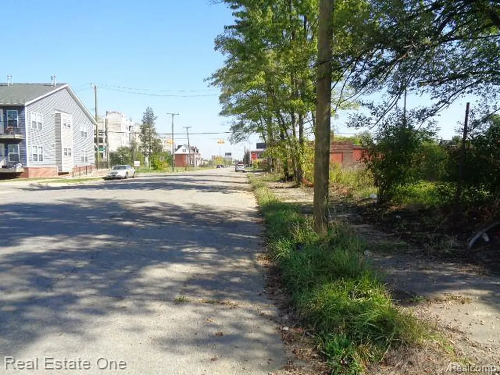 416 Harper Avenue Detroit City MI 48202