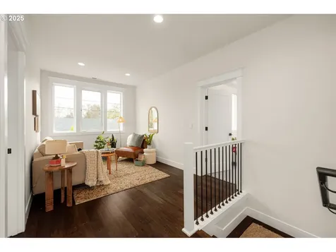 4575 NE 14th Place Portland OR 97211