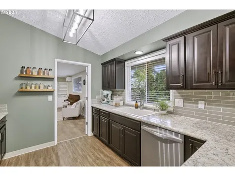 606 NE 147th Avenue Vancouver WA 98684