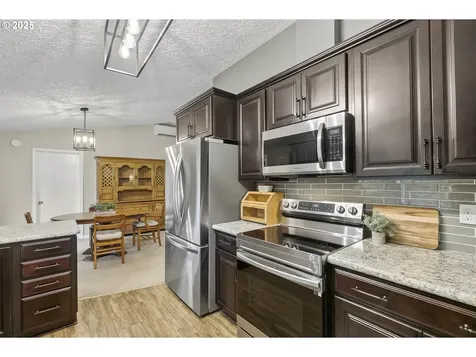 606 NE 147th Avenue Vancouver WA 98684