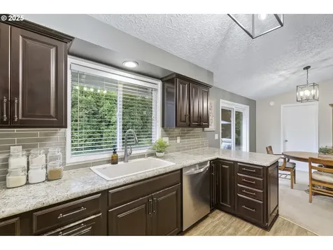 606 NE 147th Avenue Vancouver WA 98684