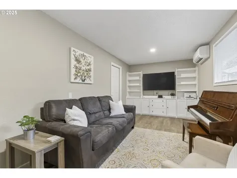 606 NE 147th Avenue Vancouver WA 98684