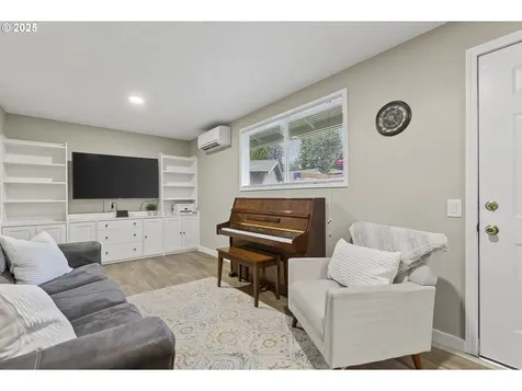 606 NE 147th Avenue Vancouver WA 98684
