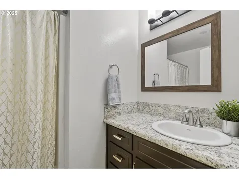 606 NE 147th Avenue Vancouver WA 98684