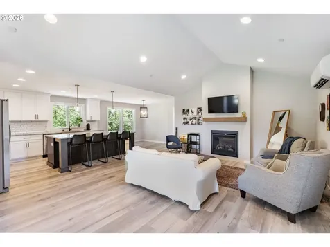 22030 NE 172nd Street Brush Prairie WA 98606