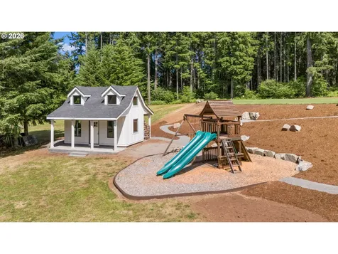 22030 NE 172nd Street Brush Prairie WA 98606