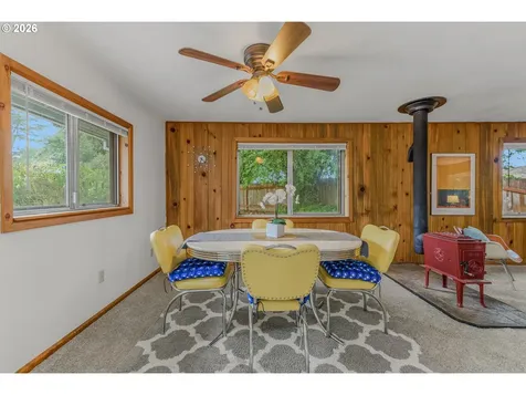 6303 SW 60th Avenue Portland OR 97221