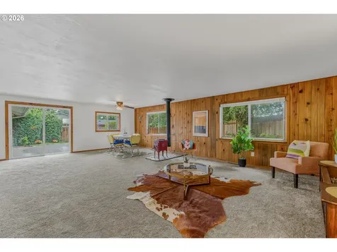 6303 SW 60th Avenue Portland OR 97221