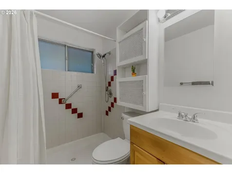 6303 SW 60th Avenue Portland OR 97221
