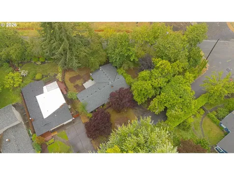 6303 SW 60th Avenue Portland OR 97221