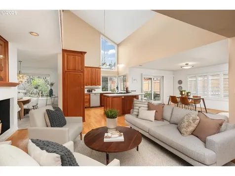 795 NW 87th Terrace Portland OR 97229