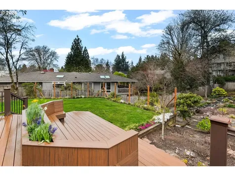 795 NW 87th Terrace Portland OR 97229