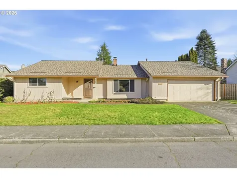 5070 NW Kahneeta Drive Portland OR 97229