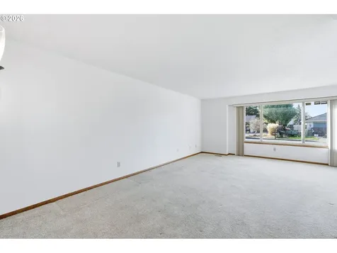 5070 NW Kahneeta Drive Portland OR 97229