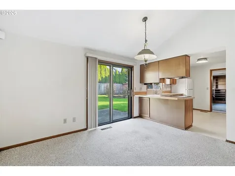 5070 NW Kahneeta Drive Portland OR 97229